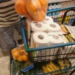 inflacao-desacelera-e-fecha-abril-em-0,67%,-pressionada-por-alimentos