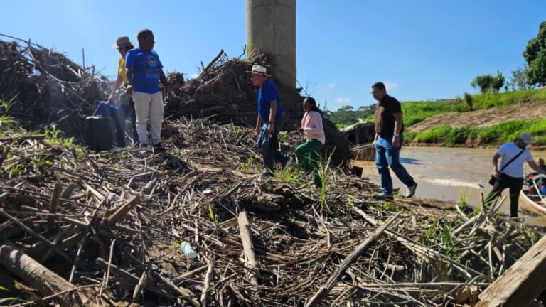Bocalom destaca dificuldades de acesso durante visita a Marechal Thaumaturgo