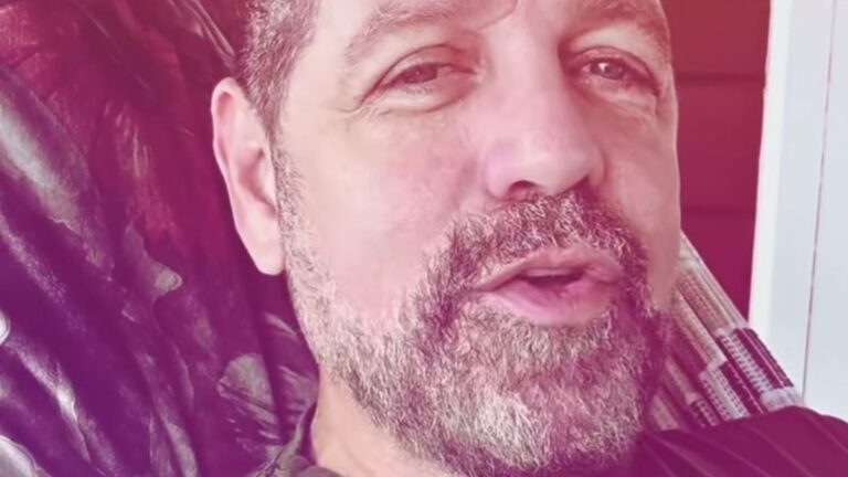 R$ 51 milhões sob suspeita e curral como sala de aula, diz Rocha ao criticar governo; vídeo