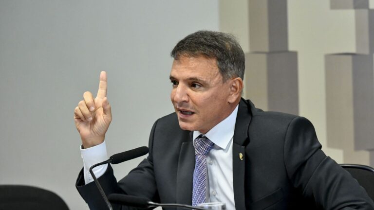 Professor publica texto em que chama Marcio Bittar de traidor: “O traidor nunca escolhe um lado por convicção”