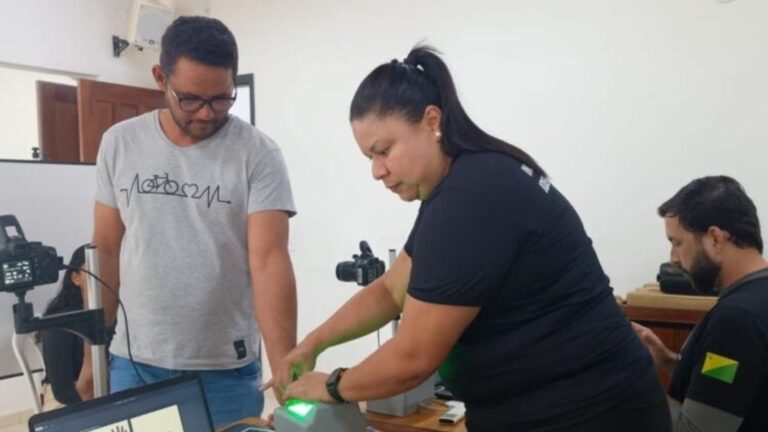 Polícia Civil realiza emissão da Carteira de Identidade Nacional durante a Expoacre 2026