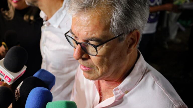 Jorge Viana oficializa candidatura ao Senado durante convenção em Rio Branco