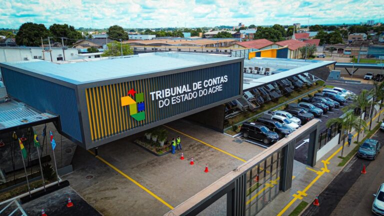 Pleno do TCE-AC aprova medida cautelar que suspende pagamentos de contrato de R$ 9,5 milhões da SEICT