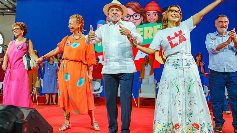 “Vamos aprovar”: Lula crava avanço do fim da escala 6×1 no Congresso