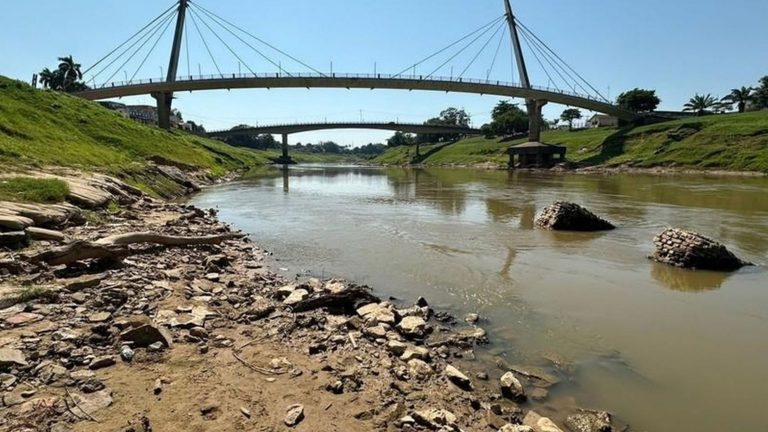 Rio Acre recua e nível chega a apenas 1,66 metro na capital